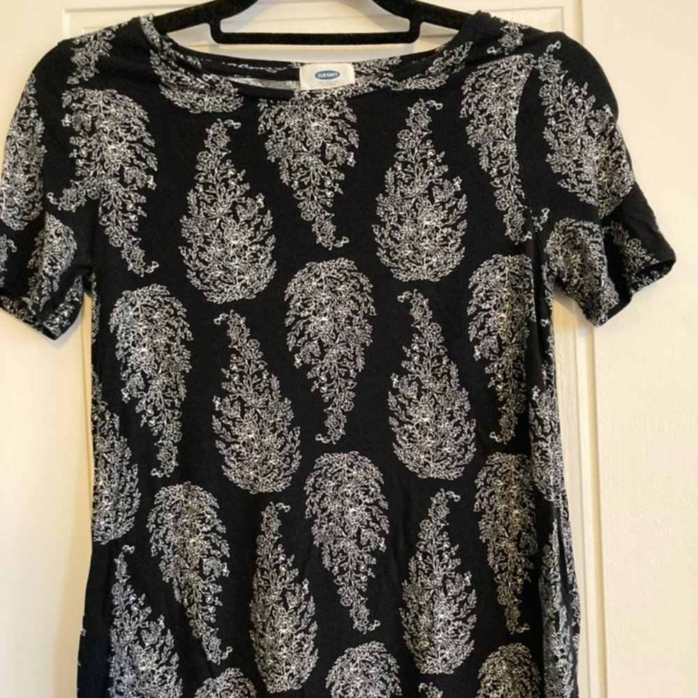Women's Old Navy Flowy T-Shirt in Size XS